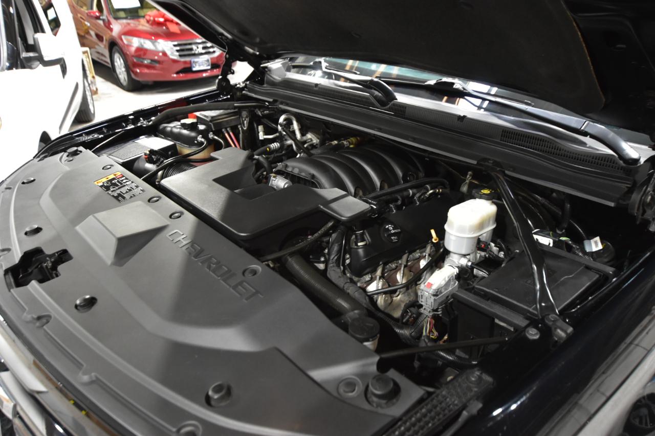 Chevrolet Suburban 4WD 4dr 1500 LT 2019