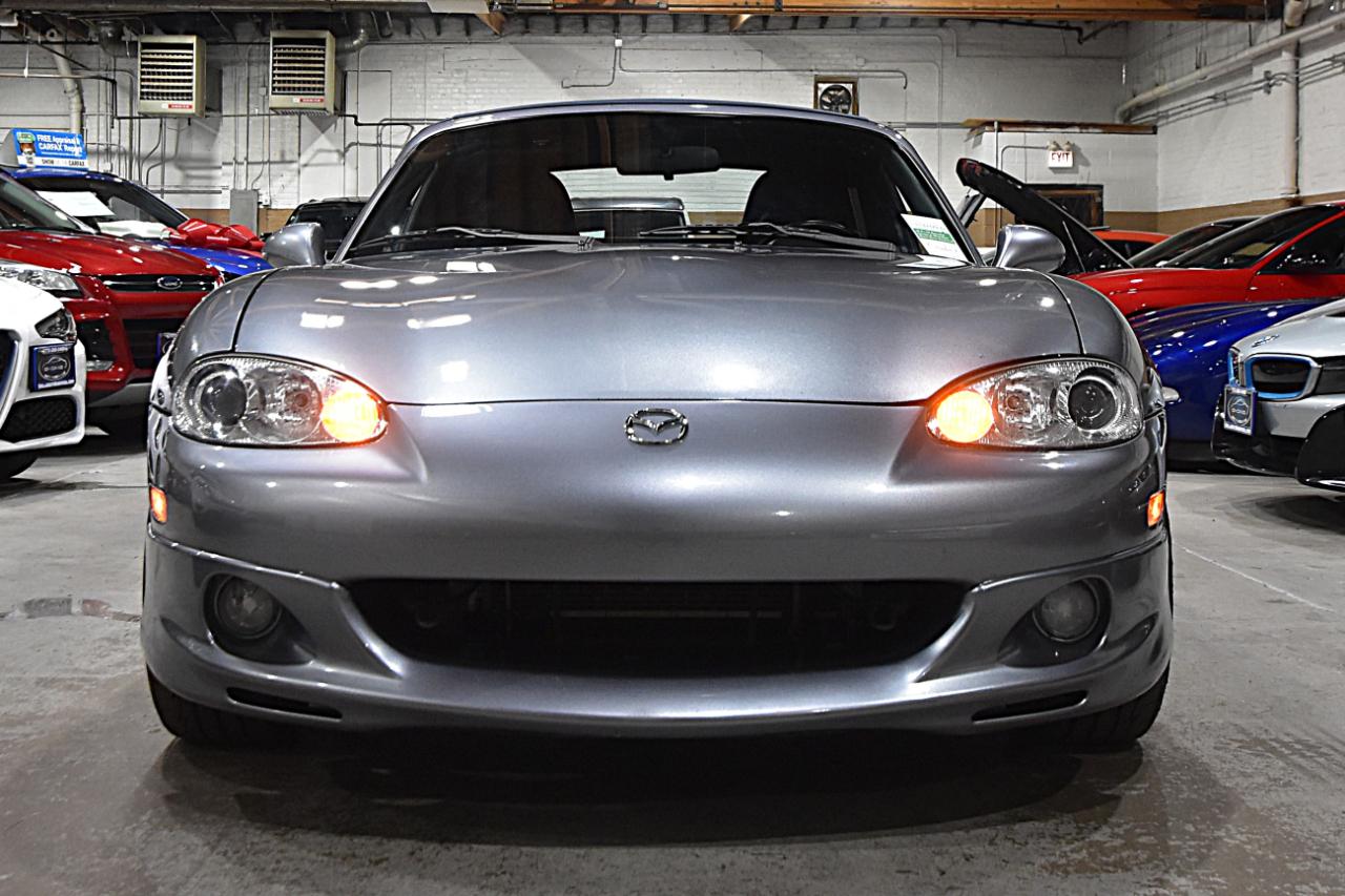 Mazda MX-5 Miata 2dr Conv Shinsen 5-Spd Manual 2003