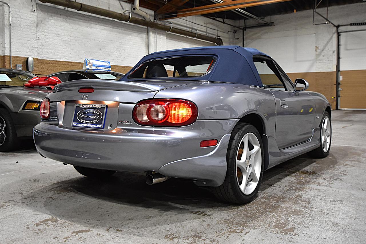 Mazda MX-5 Miata 2dr Conv Shinsen 5-Spd Manual 2003