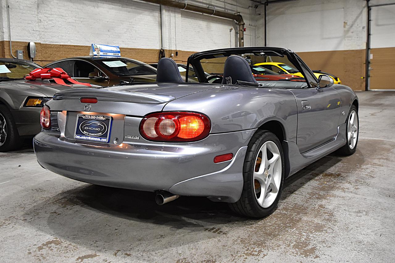 Mazda MX-5 Miata 2dr Conv Shinsen 5-Spd Manual 2003