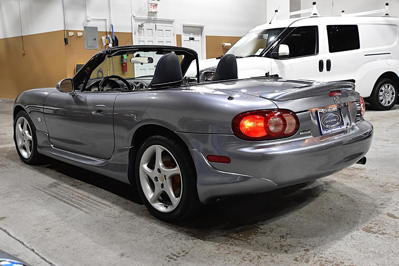 Mazda MX-5 Miata 2dr Conv Shinsen 5-Spd Manual 2003