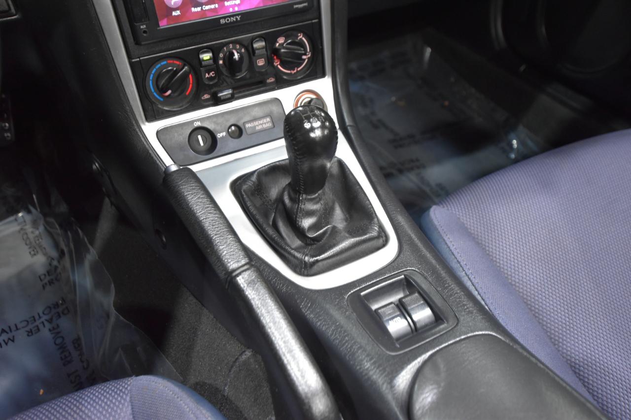 Mazda MX-5 Miata 2dr Conv Shinsen 5-Spd Manual 2003