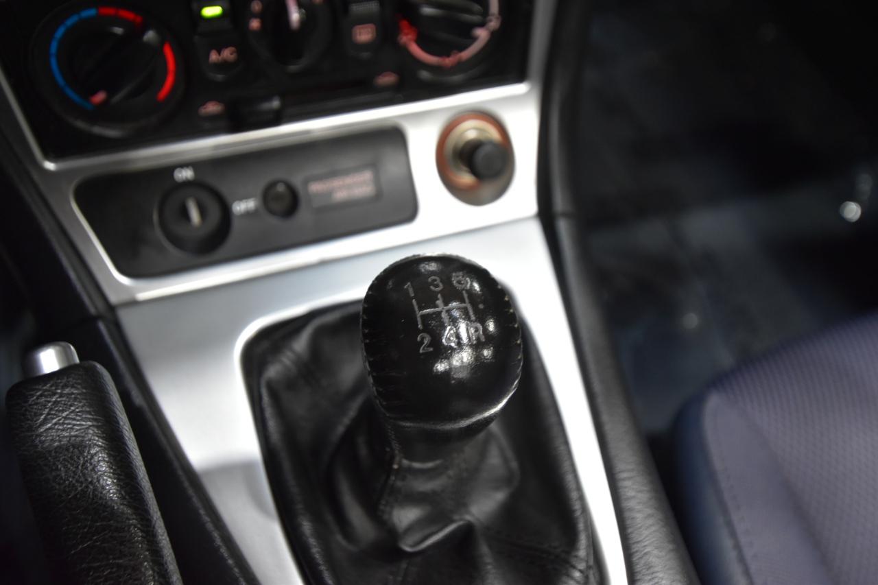 Mazda MX-5 Miata 2dr Conv Shinsen 5-Spd Manual 2003