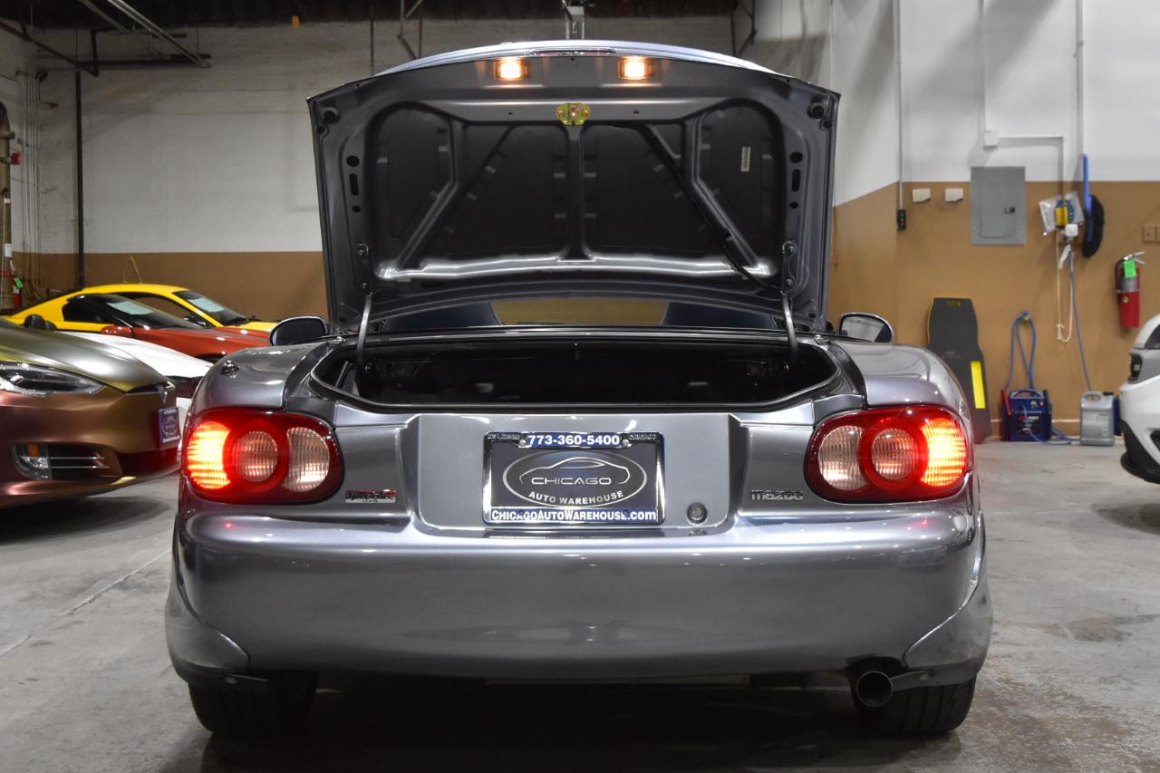 Mazda MX-5 Miata 2dr Conv Shinsen 5-Spd Manual 2003