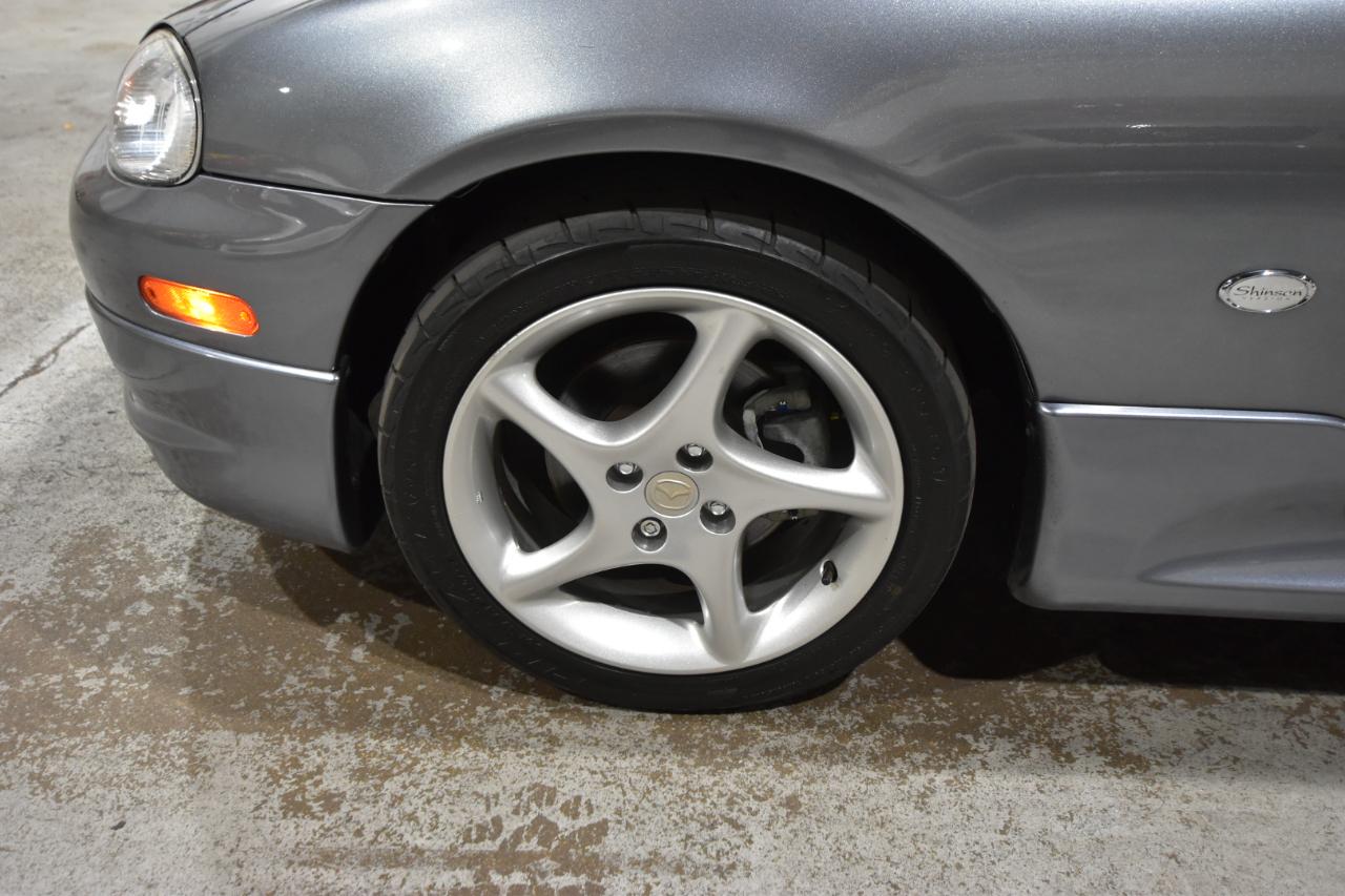 Mazda MX-5 Miata 2dr Conv Shinsen 5-Spd Manual 2003