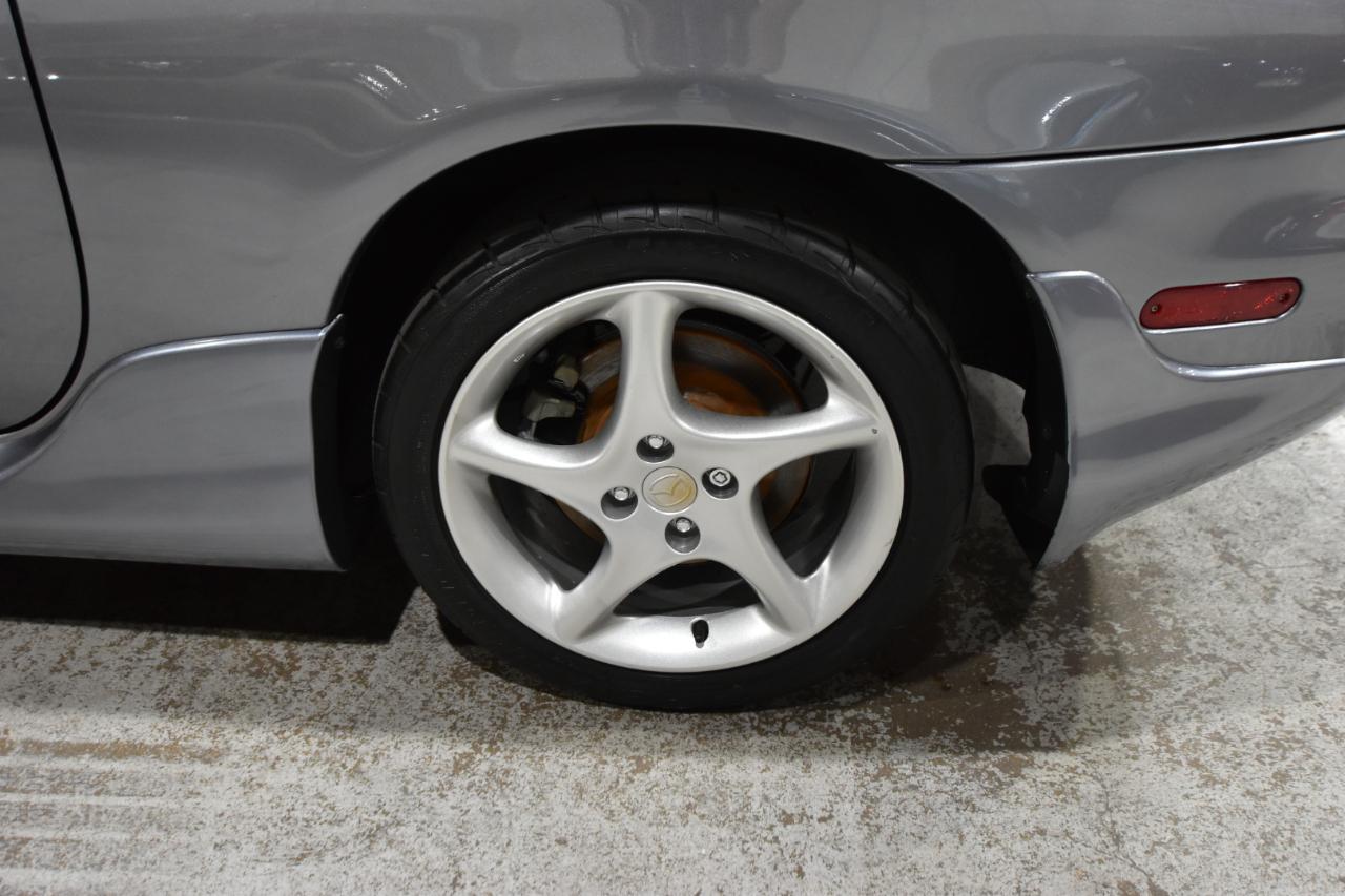 Mazda MX-5 Miata 2dr Conv Shinsen 5-Spd Manual 2003