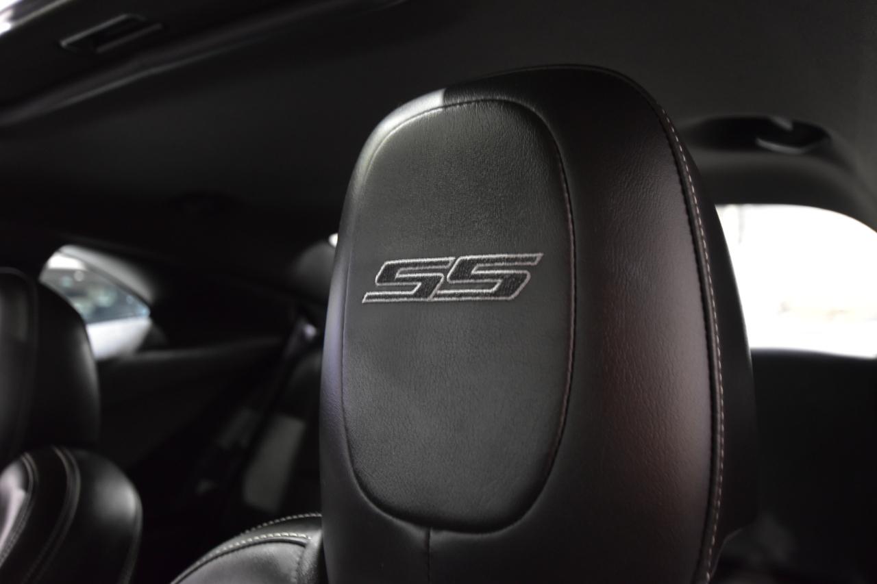 Chevrolet Camaro 2dr Cpe 2SS 2010