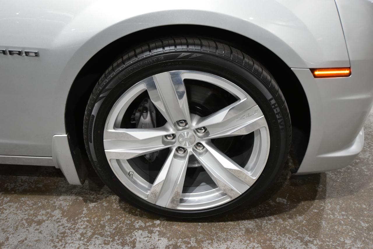 Chevrolet Camaro 2dr Cpe 2SS 2010