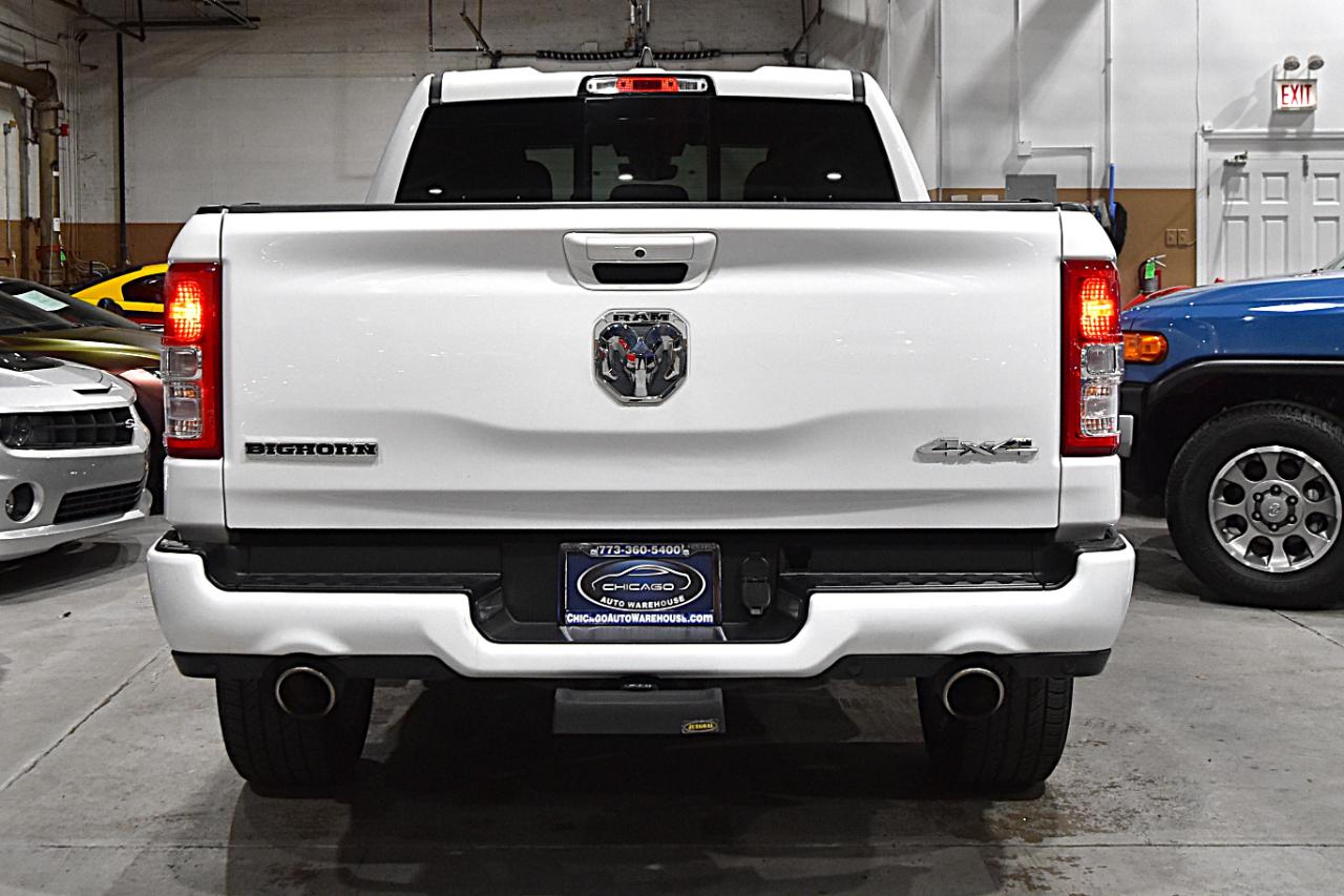 RAM 1500 Big Horn 4x4 Quad Cab 6'4" Box 2020