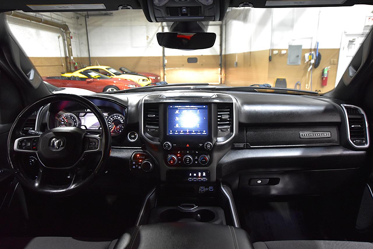 RAM 1500 Big Horn 4x4 Quad Cab 6'4" Box 2020