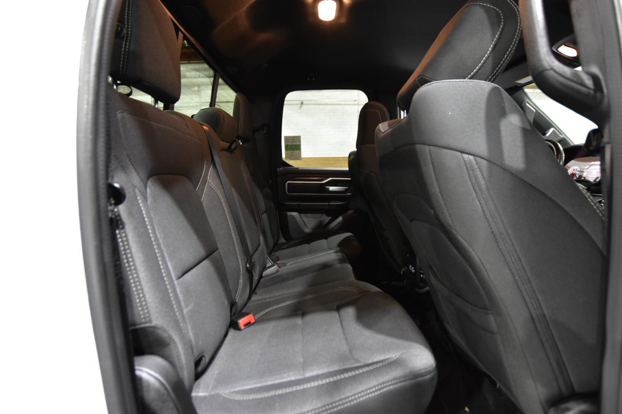 RAM 1500 Big Horn 4x4 Quad Cab 6'4" Box 2020