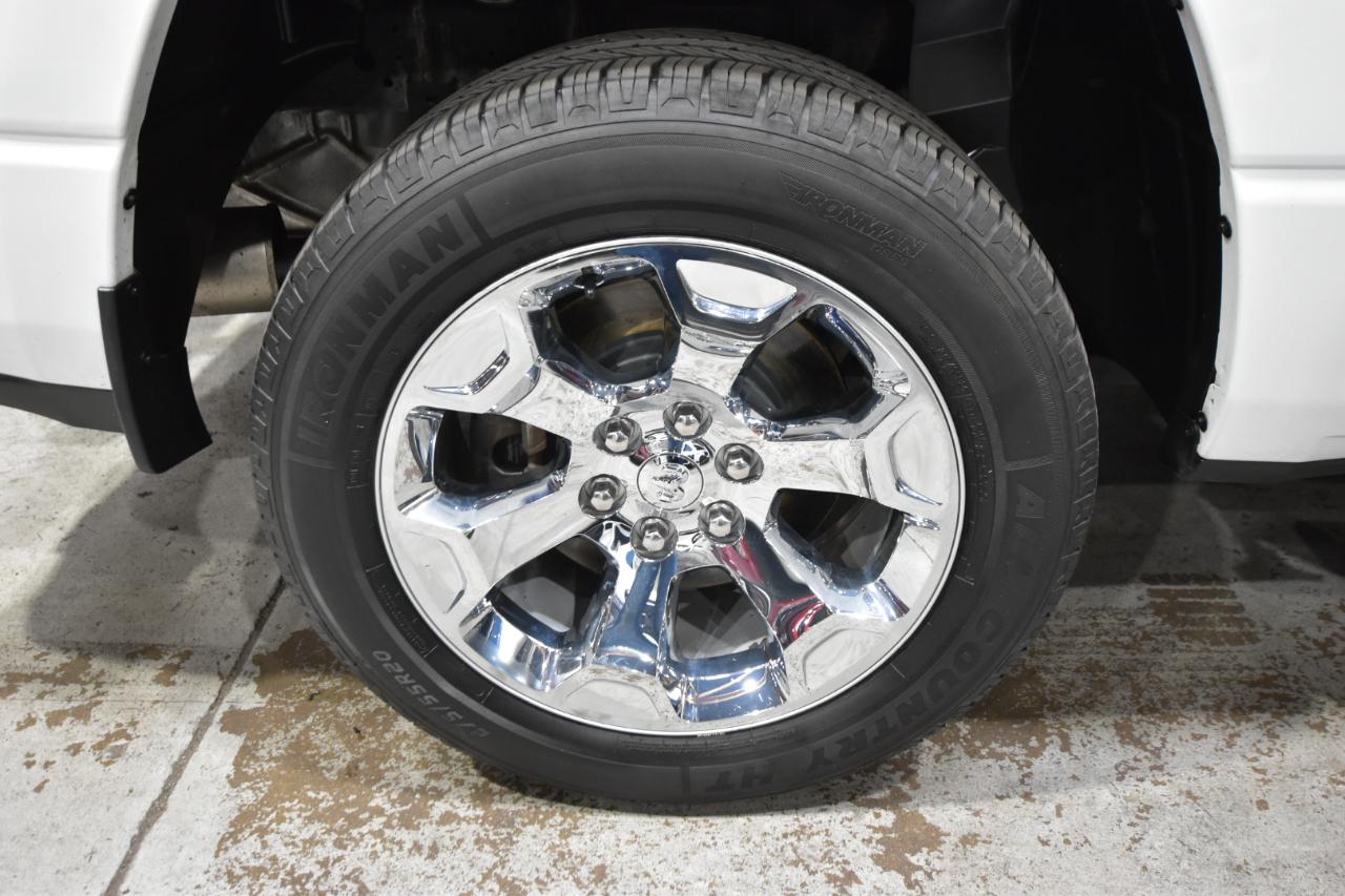 RAM 1500 Big Horn 4x4 Quad Cab 6'4" Box 2020