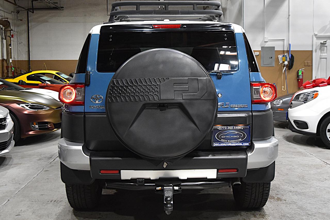 Toyota FJ Cruiser 4WD 4dr Auto (Natl) 2012