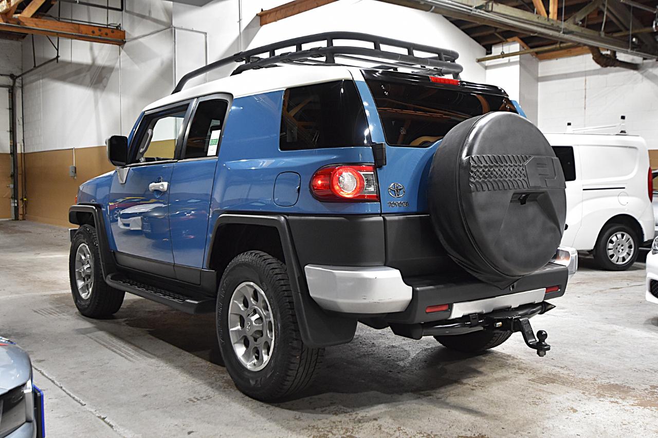 Toyota FJ Cruiser 4WD 4dr Auto (Natl) 2012