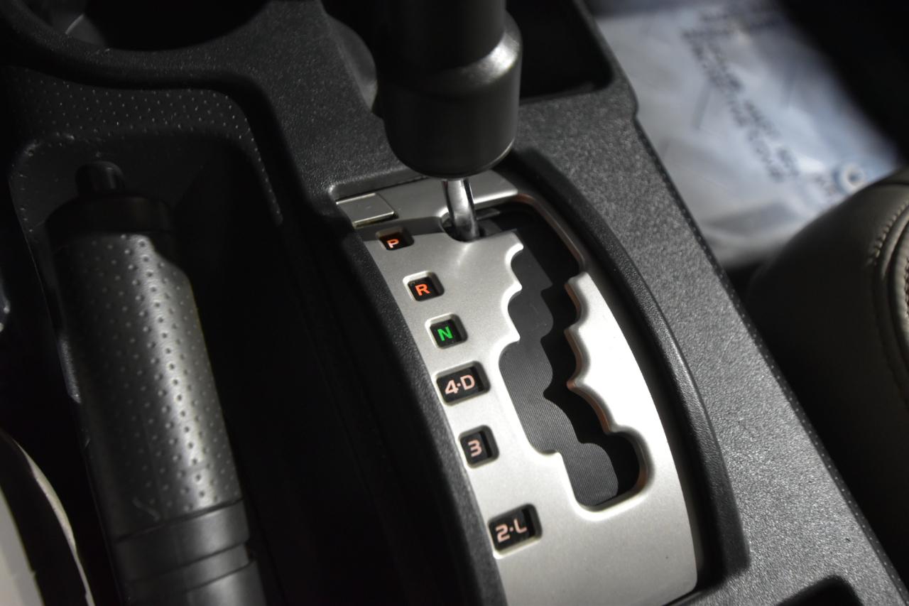 Toyota FJ Cruiser 4WD 4dr Auto (Natl) 2012