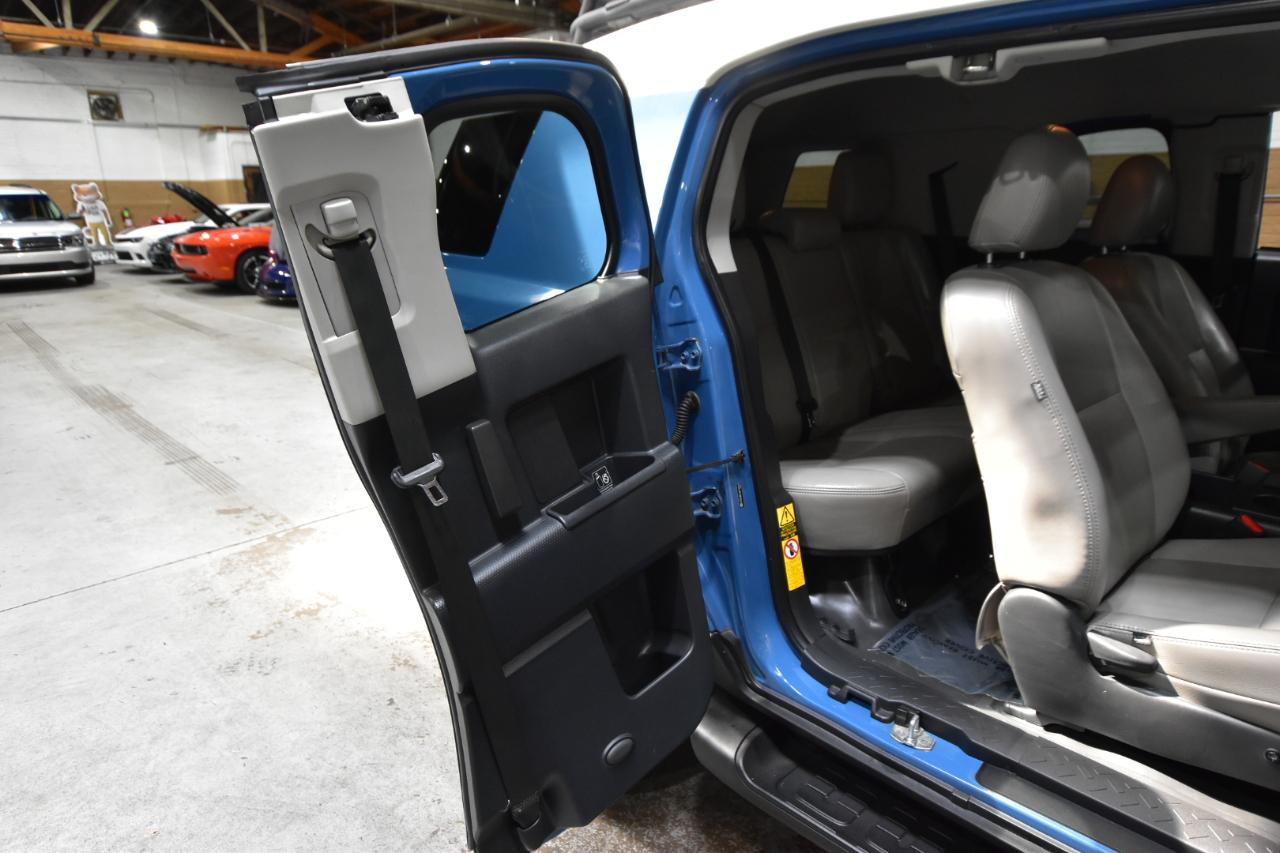 Toyota FJ Cruiser 4WD 4dr Auto (Natl) 2012