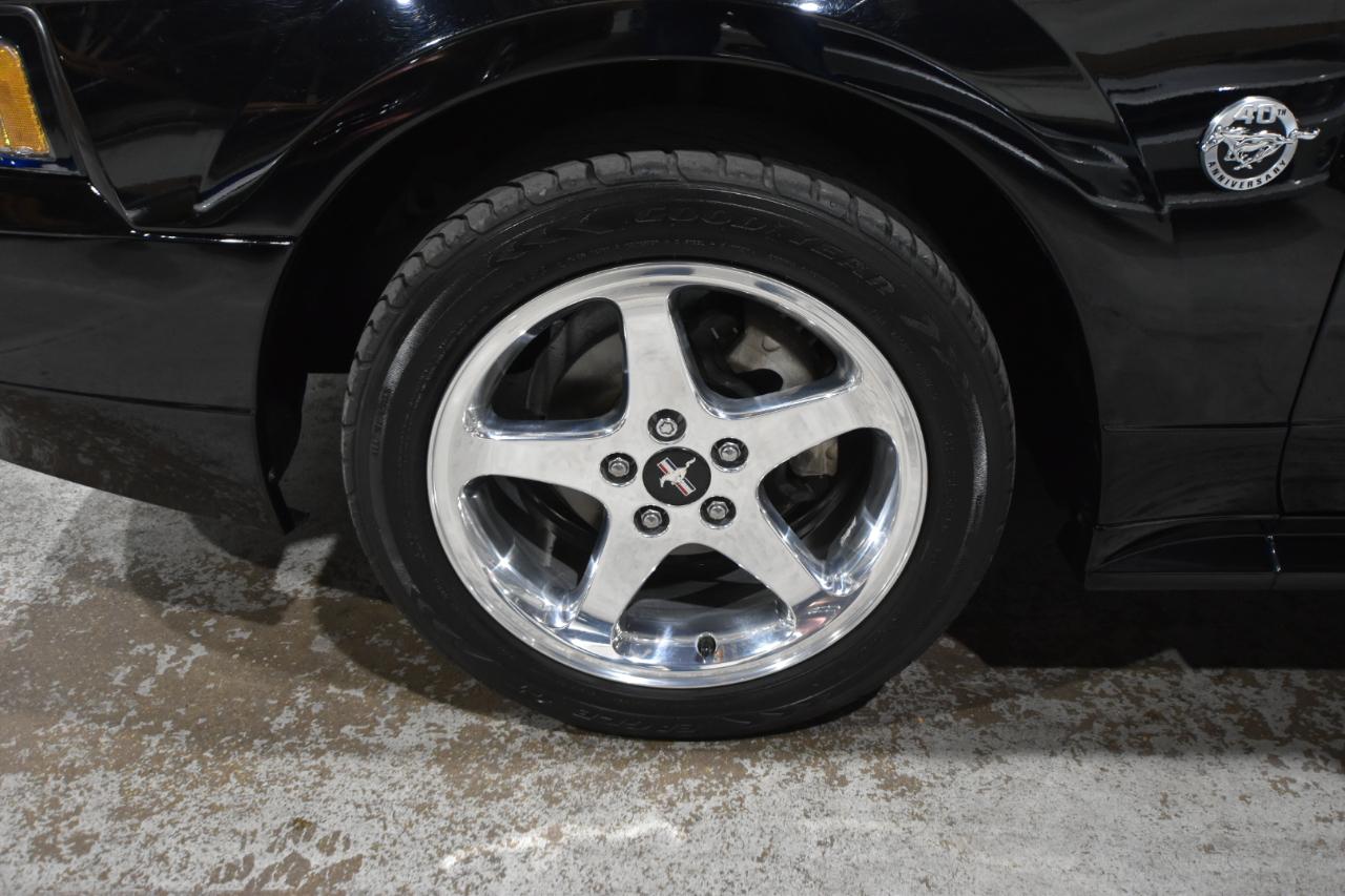 Ford Mustang 2dr Conv GT Deluxe 2004