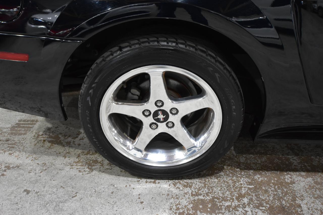 Ford Mustang 2dr Conv GT Deluxe 2004