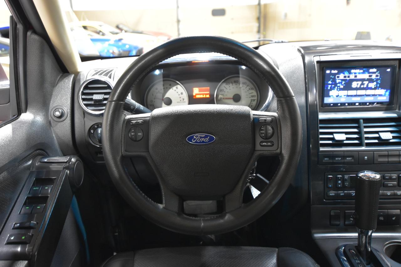 Ford Explorer Sport Trac AWD 4dr V8 Adrenalin 2010