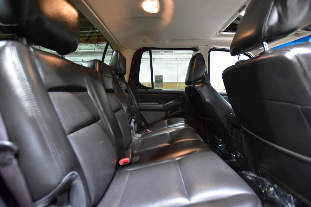 Ford Explorer Sport Trac AWD 4dr V8 Adrenalin 2010