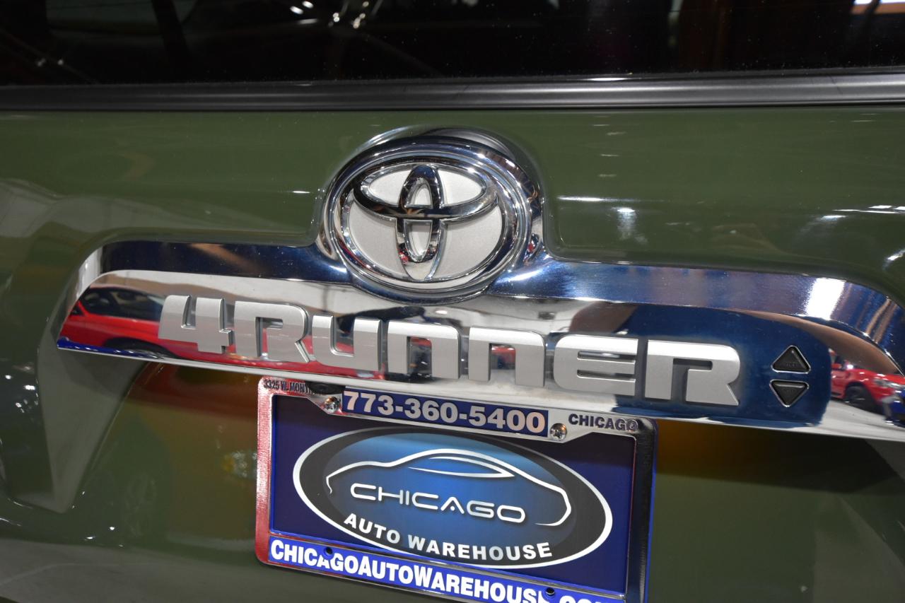Toyota 4Runner Limited 4WD (Natl) 2022