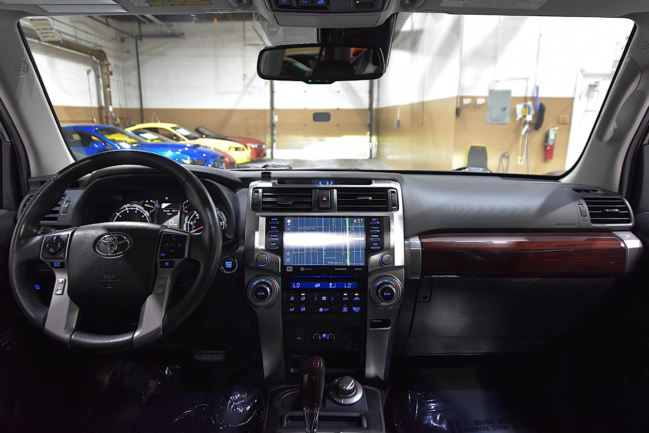 Toyota 4Runner Limited 4WD (Natl) 2022