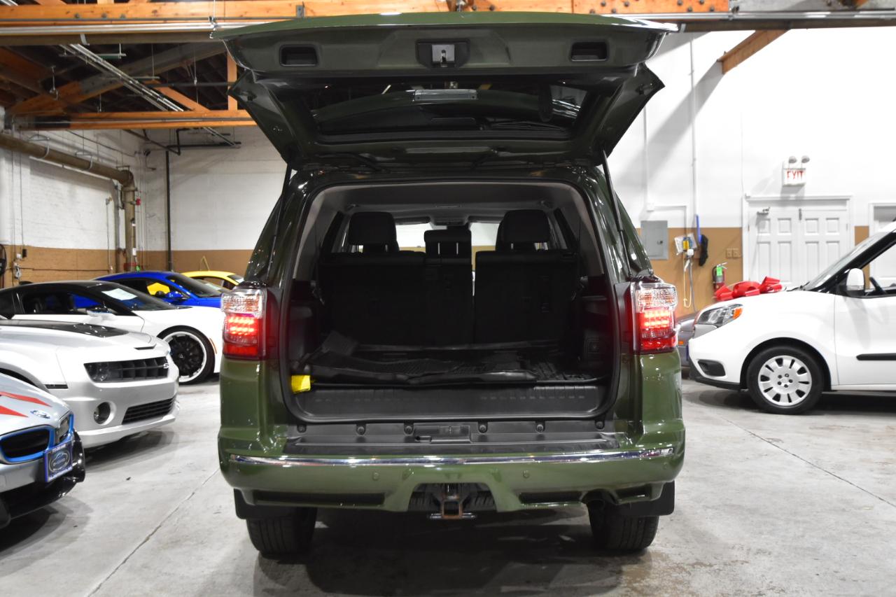 Toyota 4Runner Limited 4WD (Natl) 2022