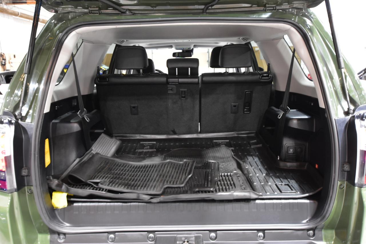 Toyota 4Runner Limited 4WD (Natl) 2022