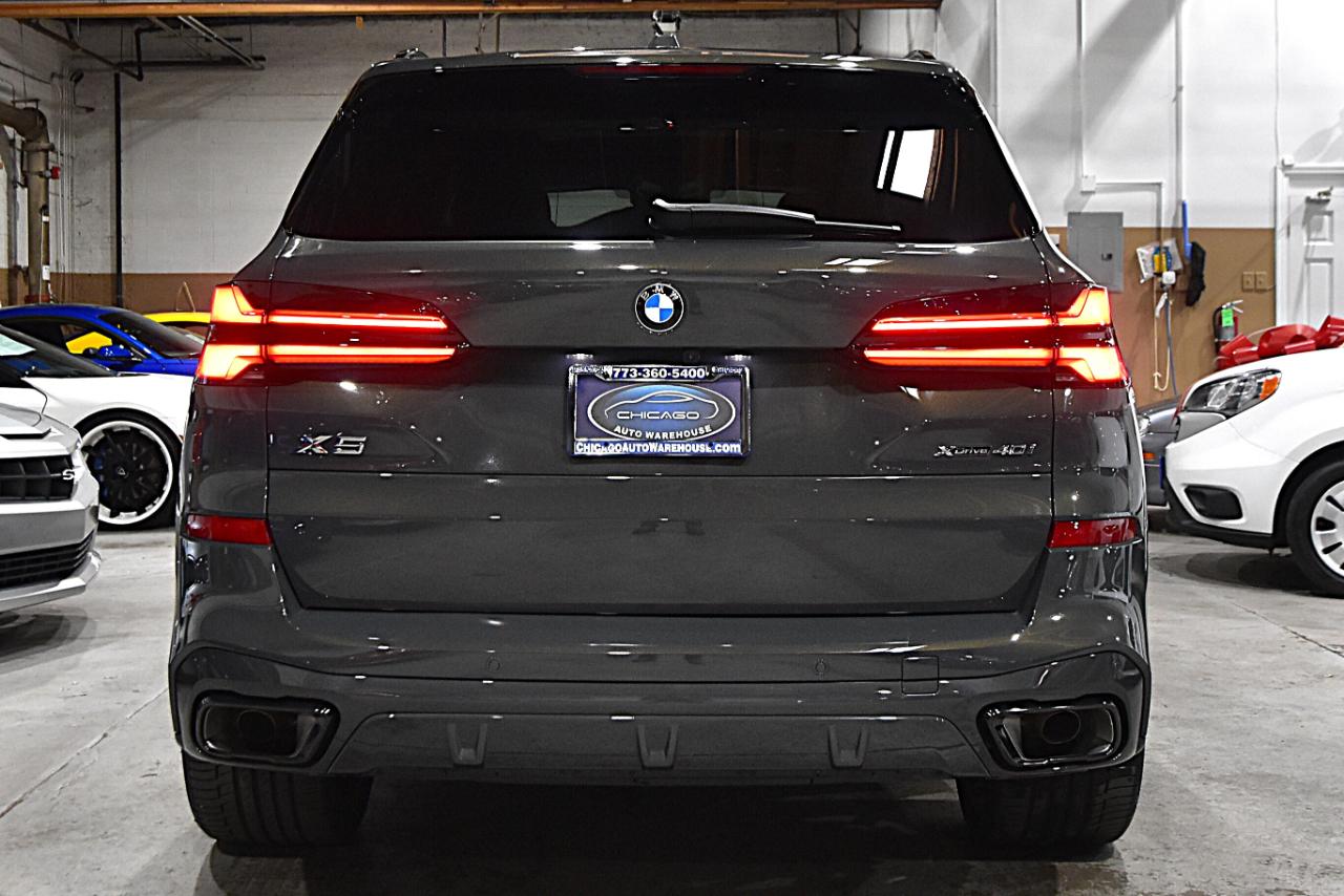 BMW X5 xDrive40i Sports Activity Vehicle 2025