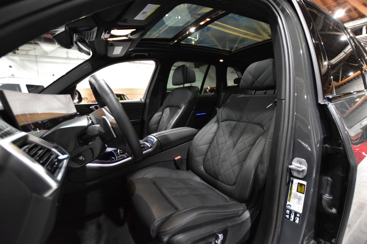 BMW X5 xDrive40i Sports Activity Vehicle 2025