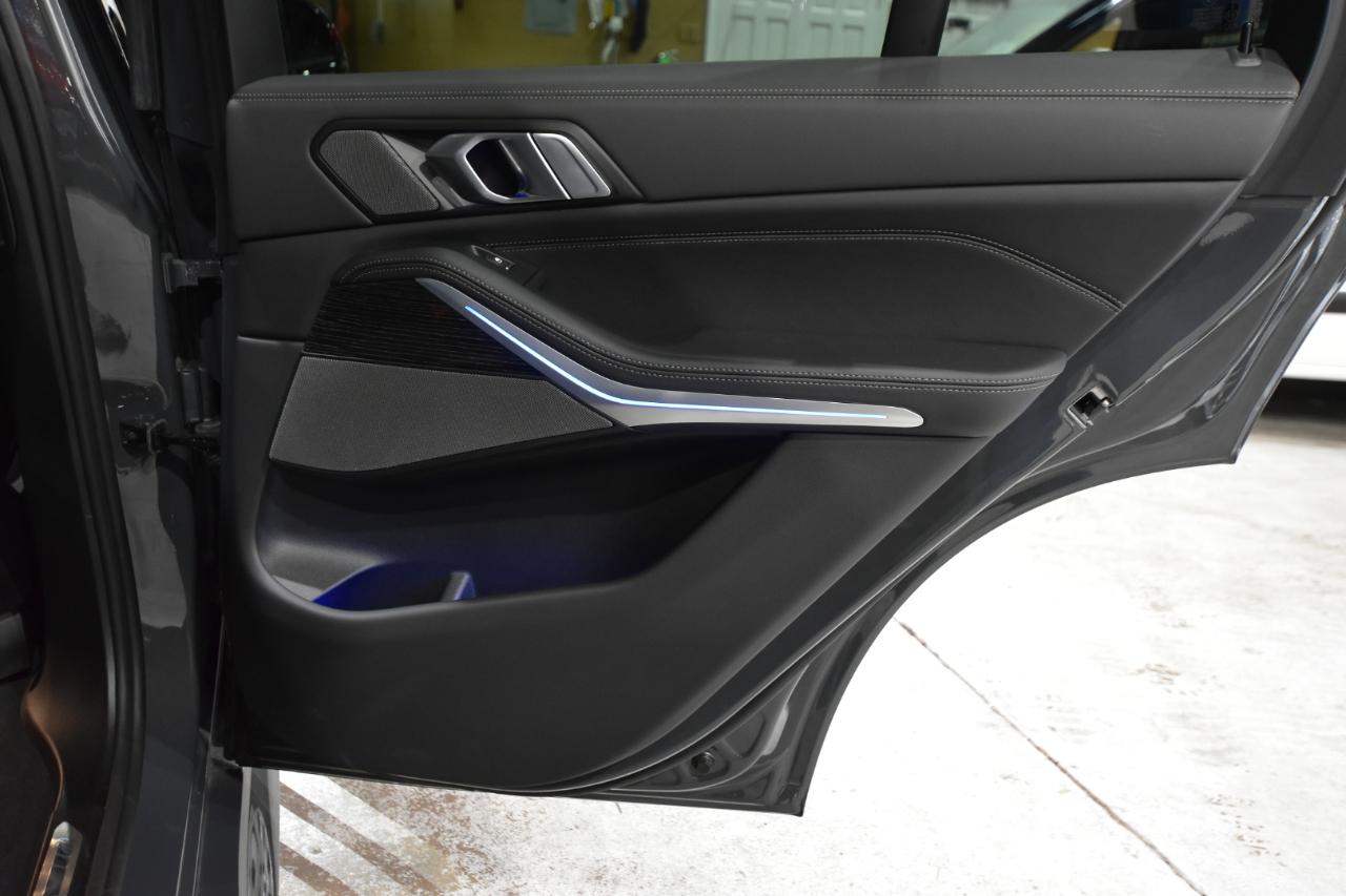 BMW X5 xDrive40i Sports Activity Vehicle 2025