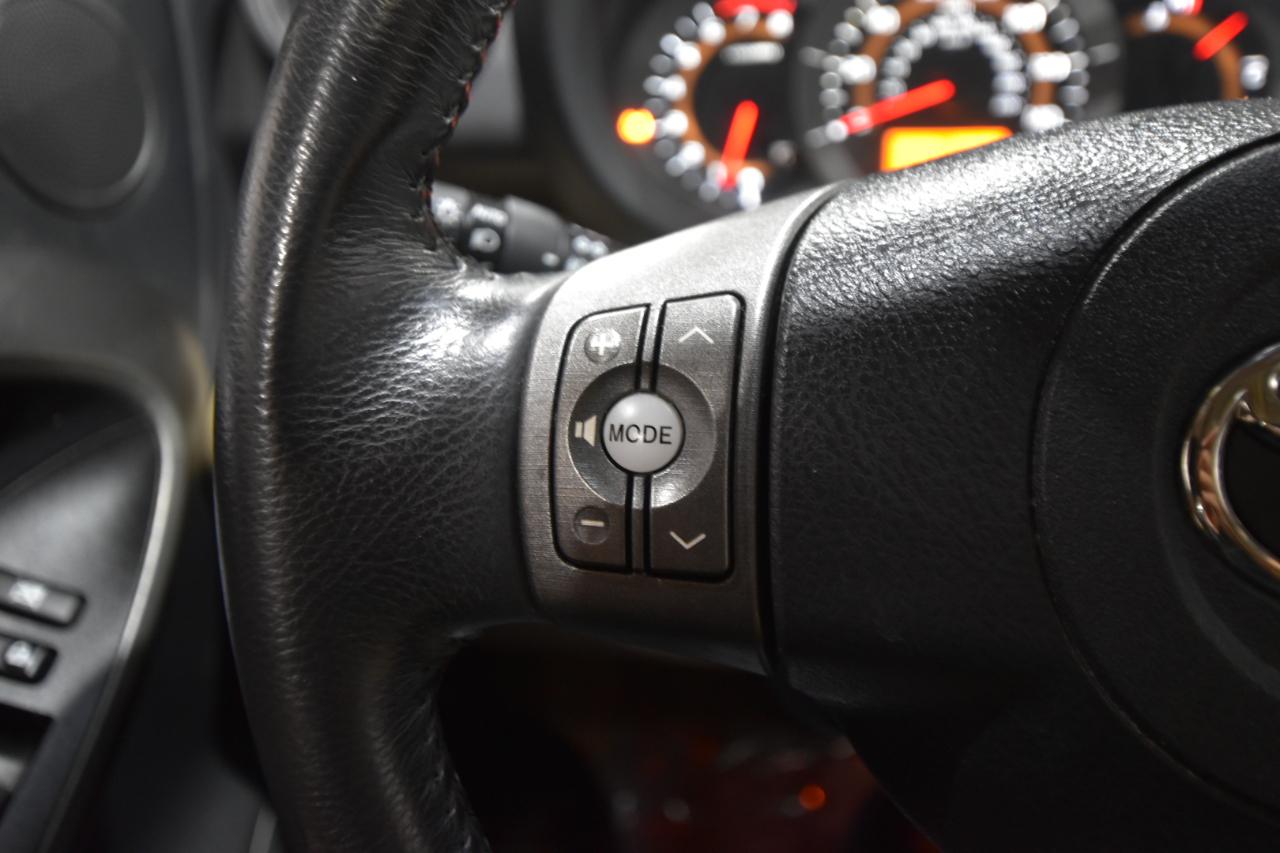 Toyota RAV4 4WD 4dr 4-cyl 4-Spd AT Ltd (Natl) 2010