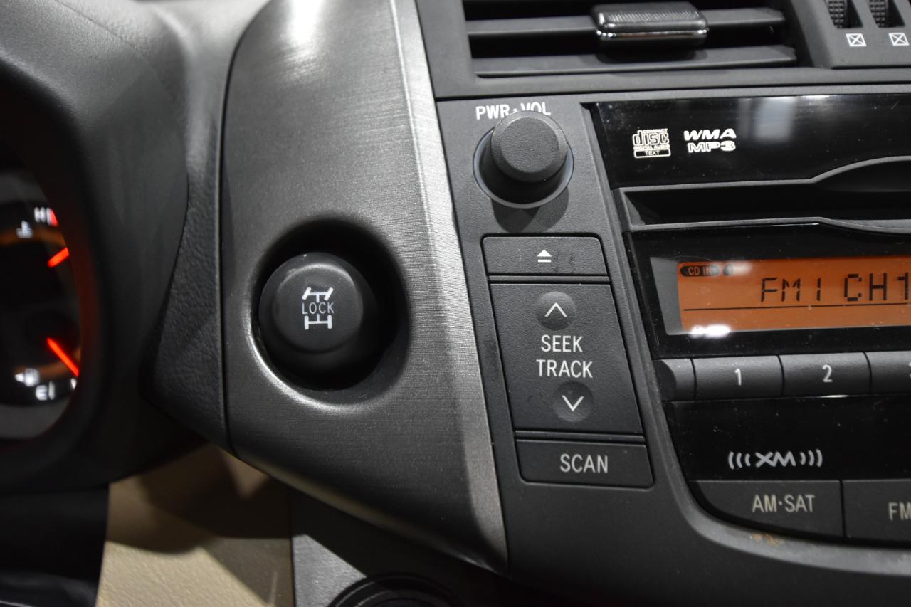 Toyota RAV4 4WD 4dr 4-cyl 4-Spd AT Ltd (Natl) 2010