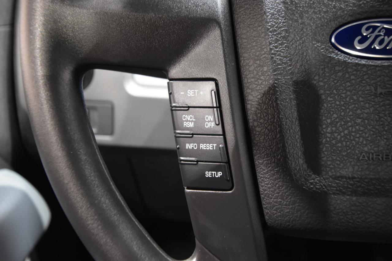 Ford F-150 2WD Reg Cab 145" XL 2013