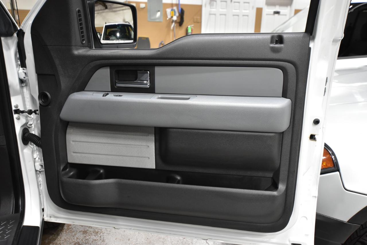 Ford F-150 2WD Reg Cab 145" XL 2013