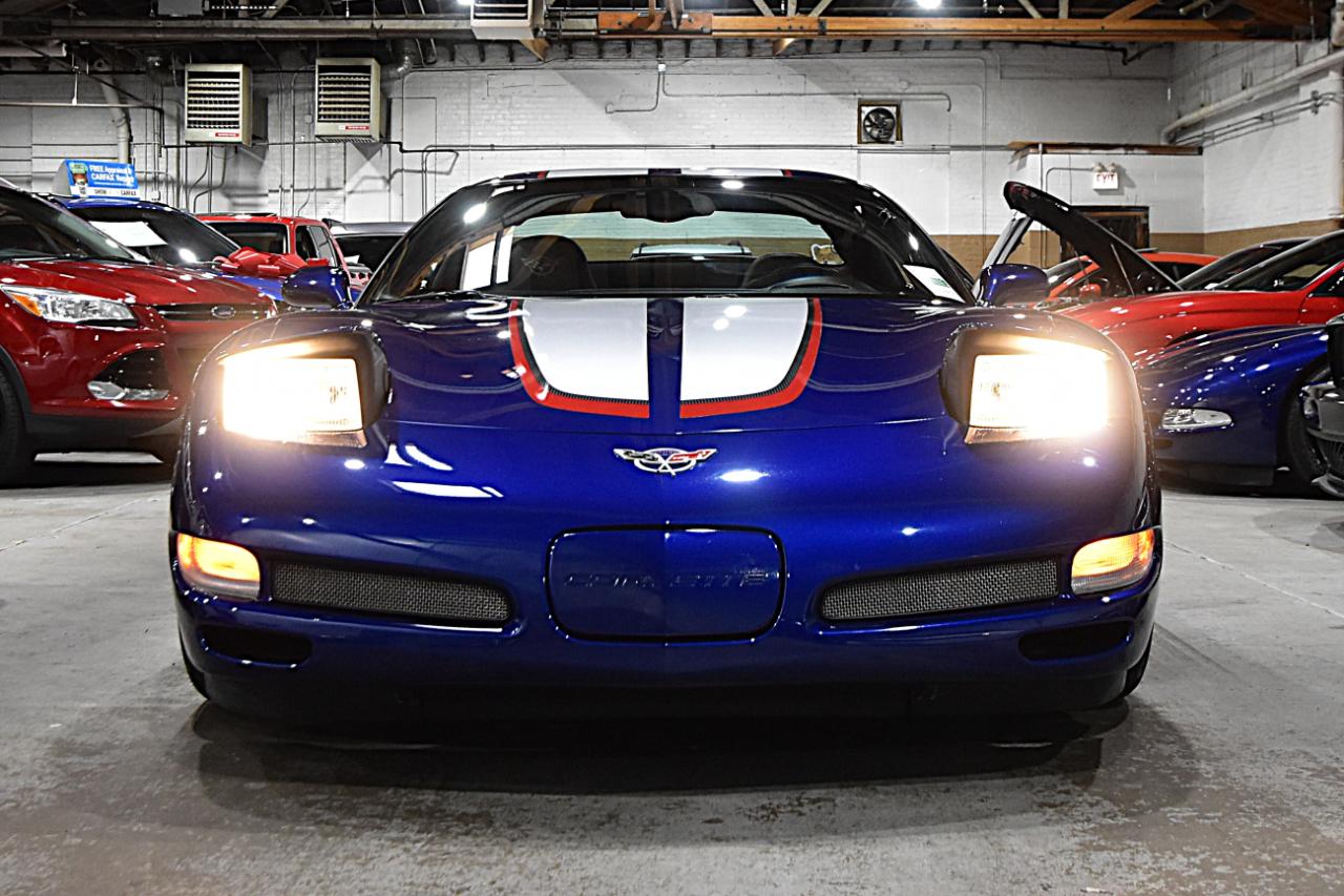 Chevrolet Corvette 2dr Z06 Hardtop 2004