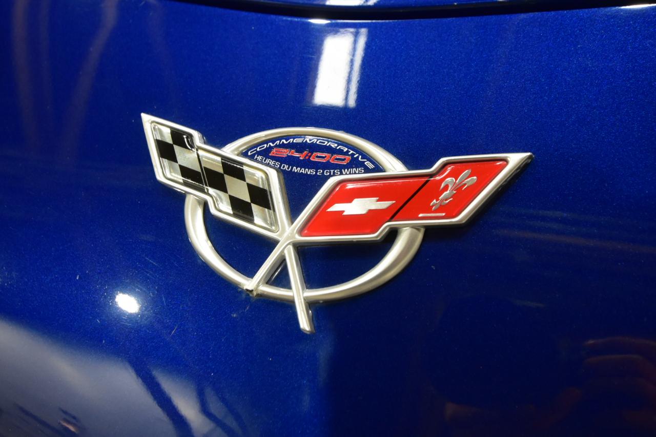 Chevrolet Corvette 2dr Z06 Hardtop 2004