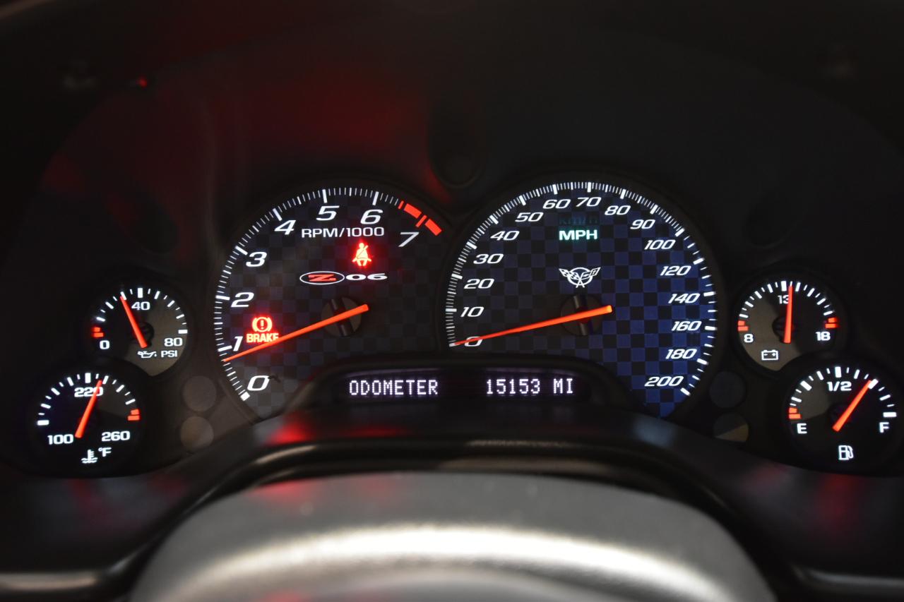 Chevrolet Corvette 2dr Z06 Hardtop 2004