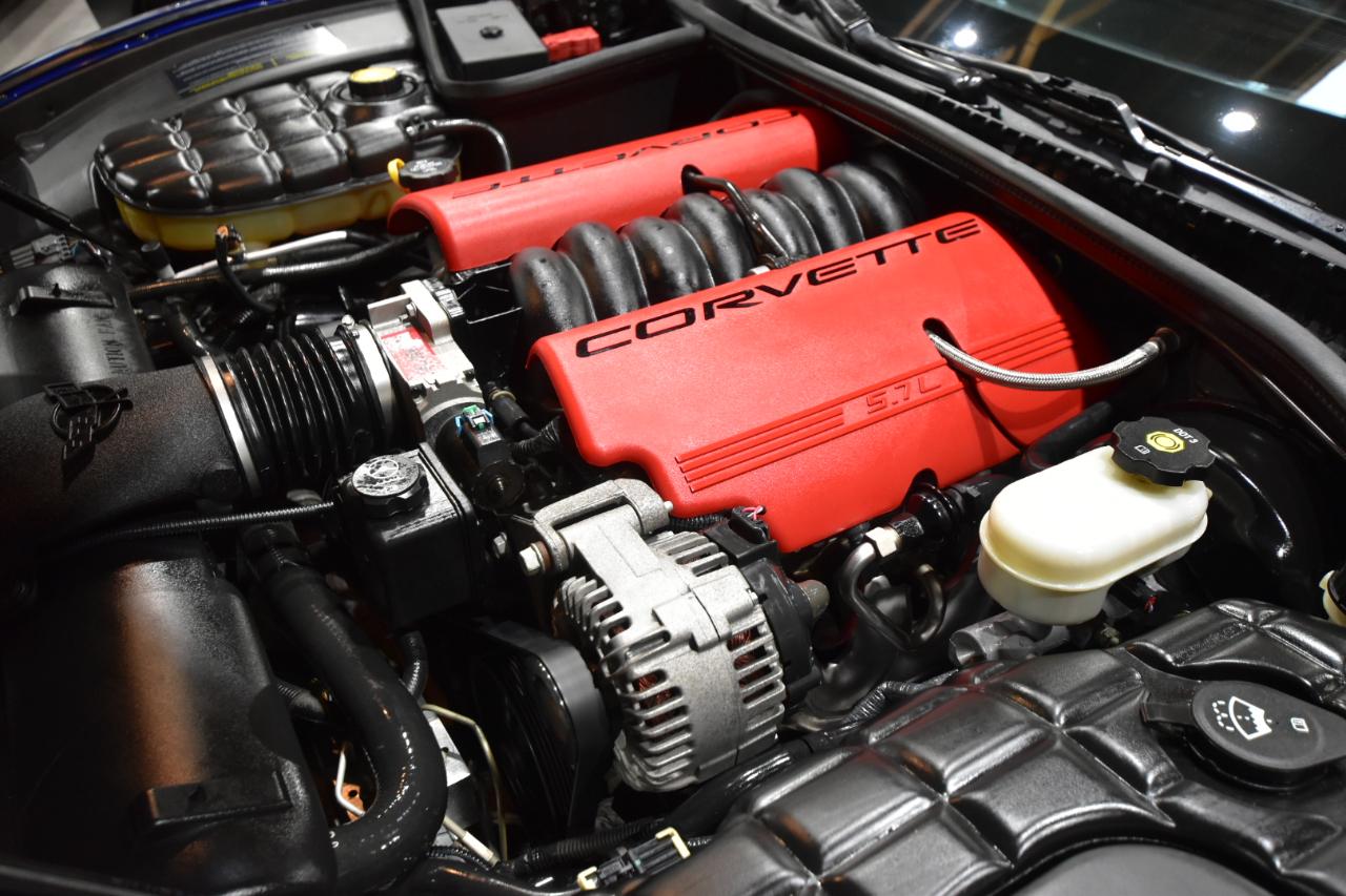 Chevrolet Corvette 2dr Z06 Hardtop 2004