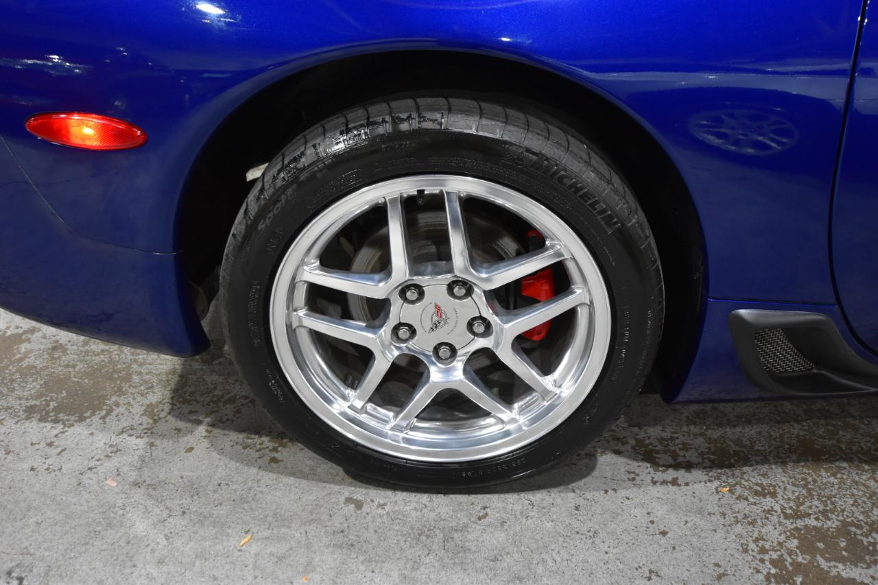 Chevrolet Corvette 2dr Z06 Hardtop 2004