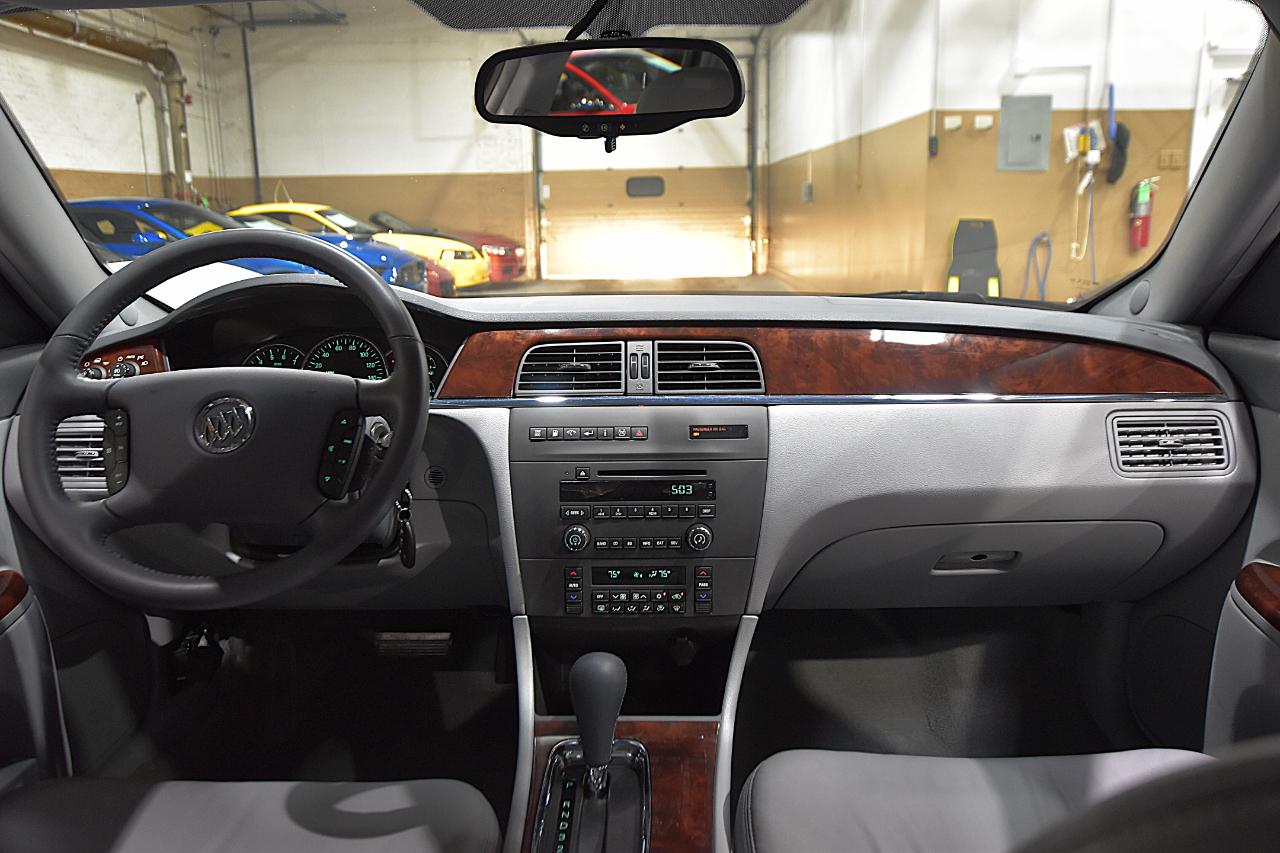 Buick LaCrosse 4dr Sdn CXS 2007