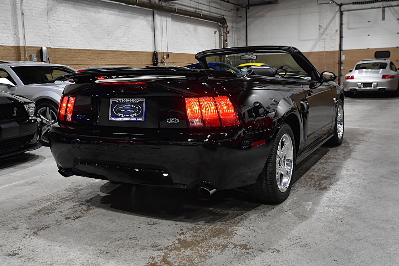 Ford Mustang 2dr Conv GT Deluxe 2004