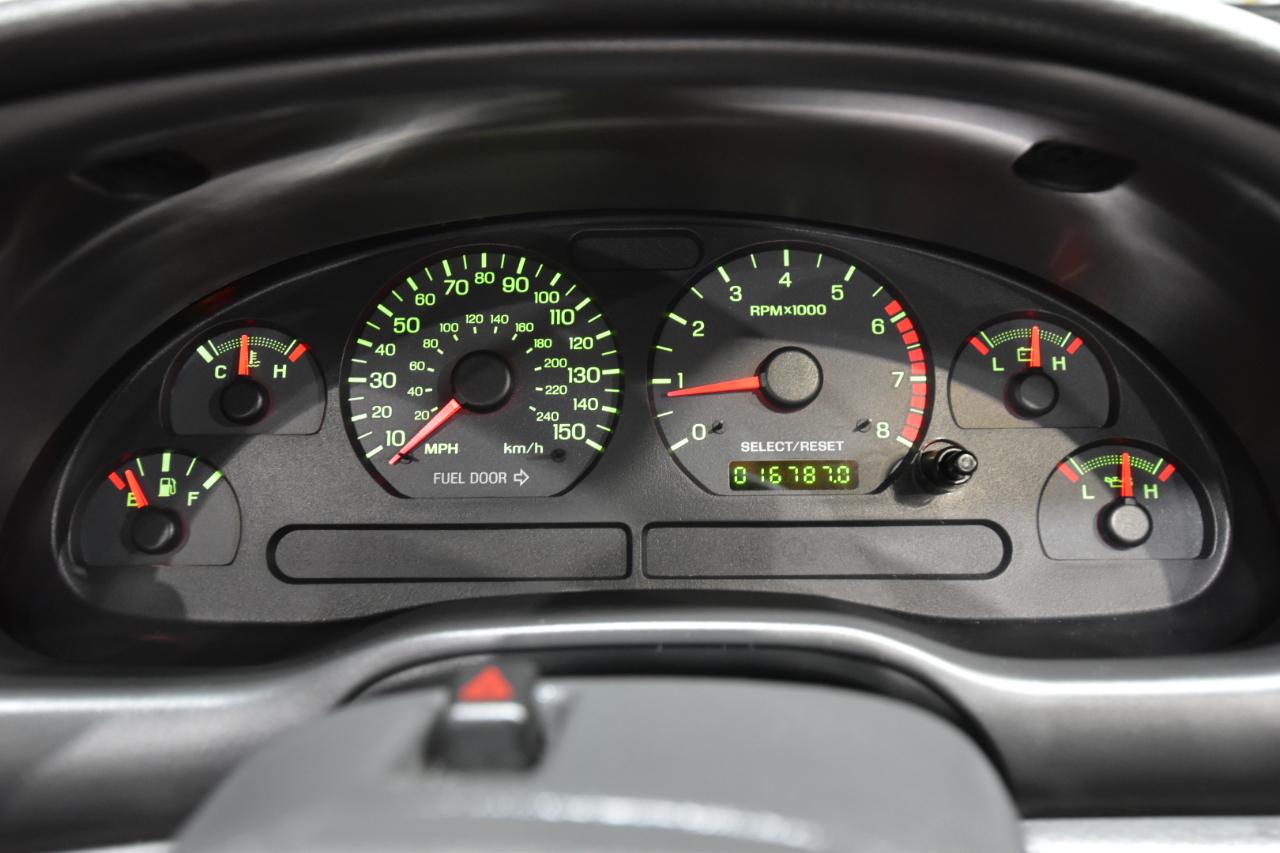 Ford Mustang 2dr Conv GT Deluxe 2004