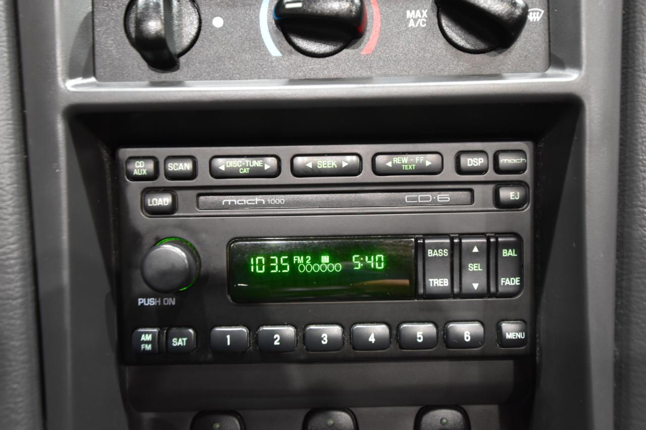 Ford Mustang 2dr Conv GT Deluxe 2004