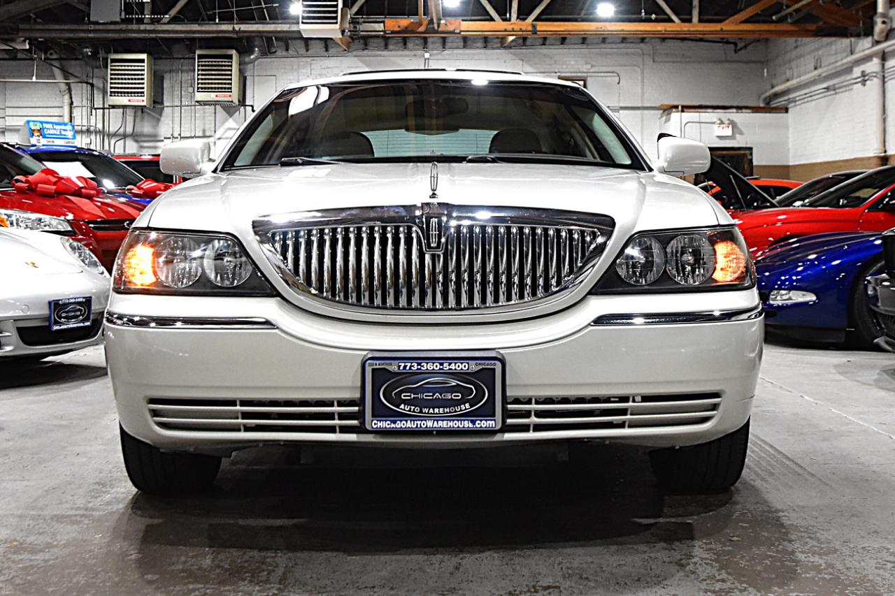 Lincoln Town Car 4dr Sdn Signature Limited 2005