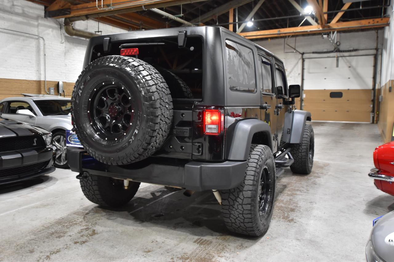 Jeep Wrangler Unlimited 4WD 4dr Willys Wheeler 2015