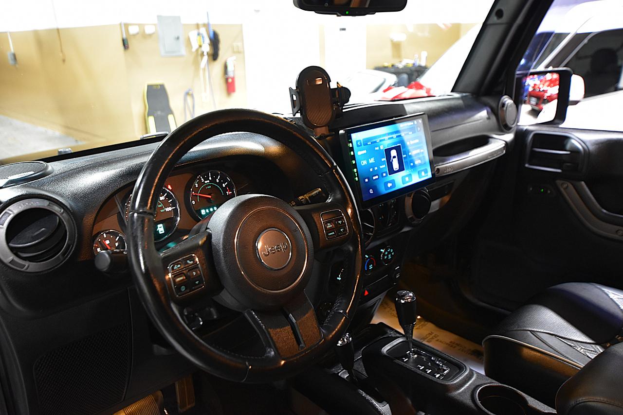 Jeep Wrangler Unlimited 4WD 4dr Willys Wheeler 2015