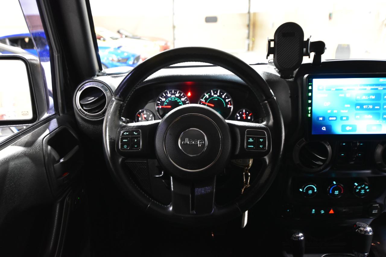 Jeep Wrangler Unlimited 4WD 4dr Willys Wheeler 2015