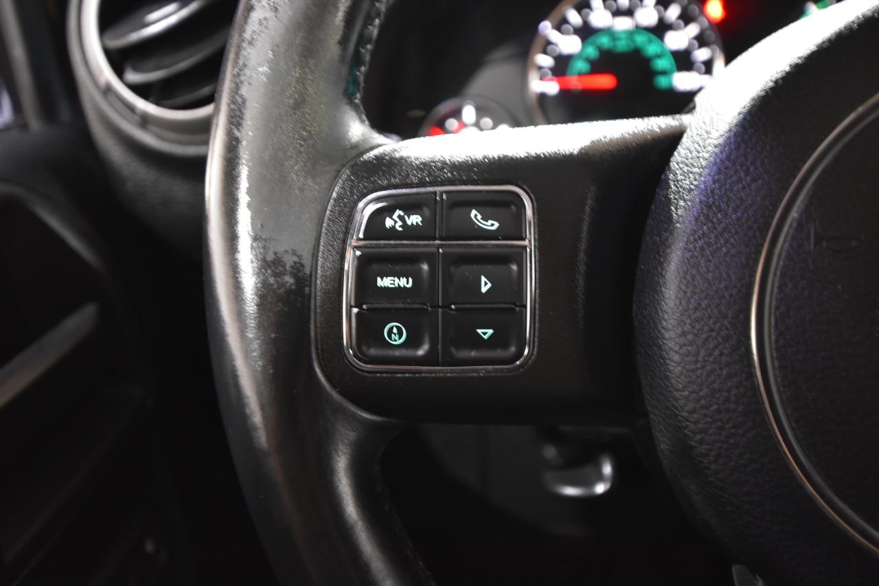 Jeep Wrangler Unlimited 4WD 4dr Willys Wheeler 2015