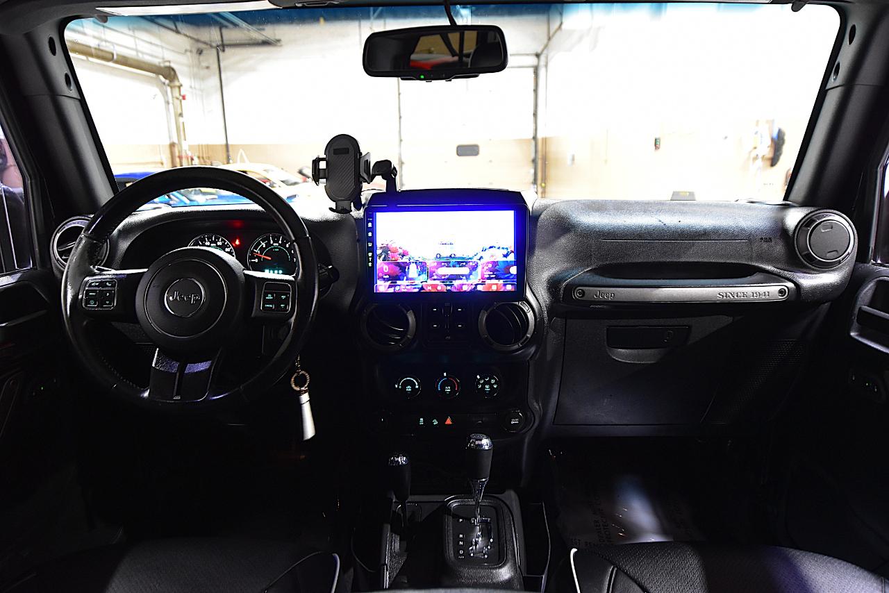 Jeep Wrangler Unlimited 4WD 4dr Willys Wheeler 2015